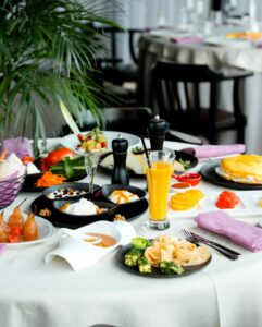 Restaurants & Cafes